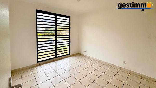 Appartement T3 lumineux dans résidence avec picine recherchée à Cayenne