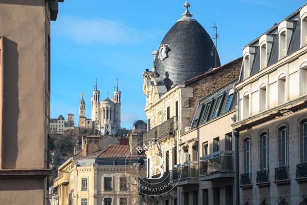 Lyon 2ème, Appartement 3 Chambres -  169 m² à vendre
