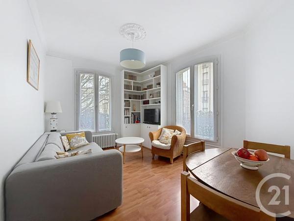 Appartement F3 à vendre  3 pièces - 59,04 m 2   PARIS  - 75020