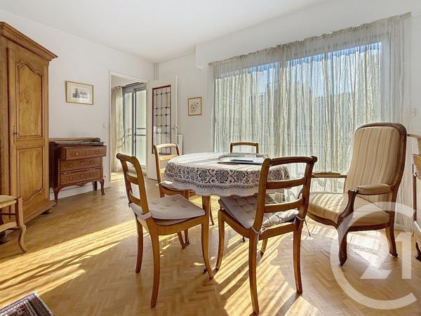 Appartement F3 à vendre  3 pièces - 59,04 m 2   PARIS  - 75020