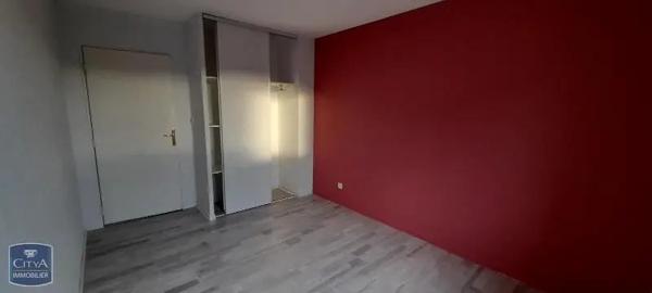 Appartement à louer 2 pièces 48.1m² Valenciennes (59300)