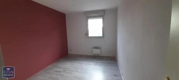 Appartement à louer 2 pièces 48.1m² Valenciennes (59300)
