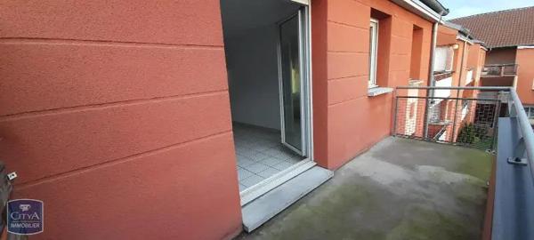 Appartement à louer 2 pièces 48.1m² Valenciennes (59300)