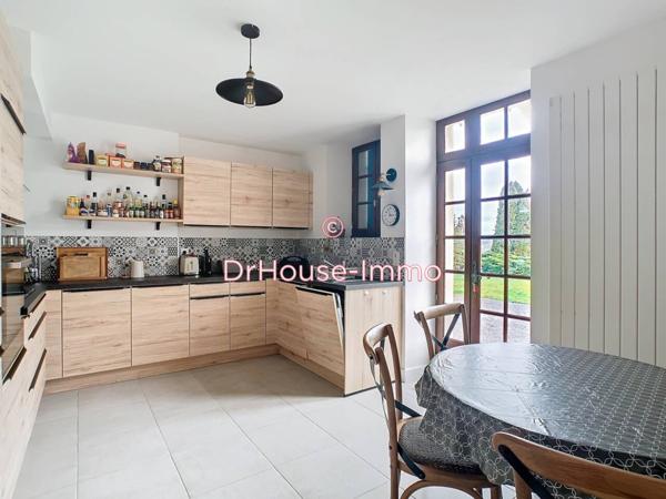 Maison à vendre 8 pièces de 256 m²