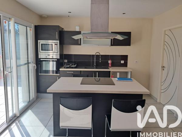 Maison à vendre 4 pièces 109 m² Sainte-Foy