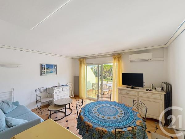 Appartement T4 à vendre  4 pièces - 52 m2 CAVALAIRE SUR MER - 83