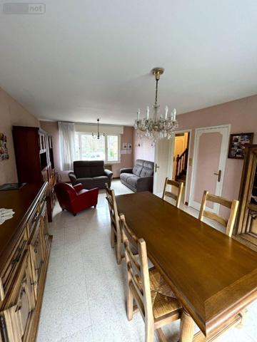 Maison de ville à vendre à Saint-Saulve dans le Nord (59880), ref : 16082/307