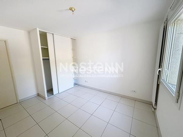 SETE CORNICHE T2 TERRASSE PARKING A VENDRE