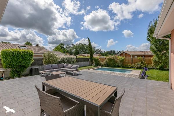 Maison à vendre 469 040 € Mios 6 p 136 m² DPE C
