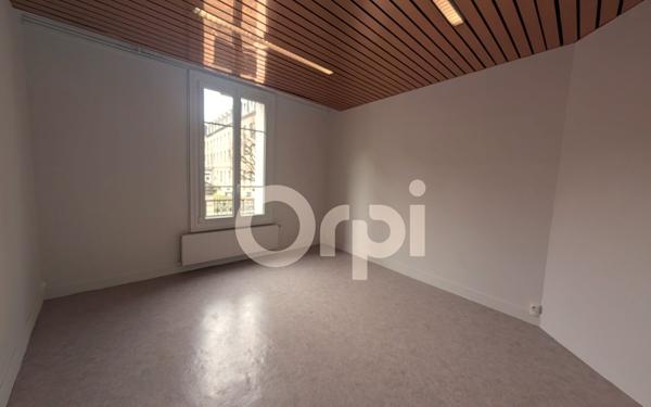 Appartement à vendre    3 pièces • 90 m2 Soissons