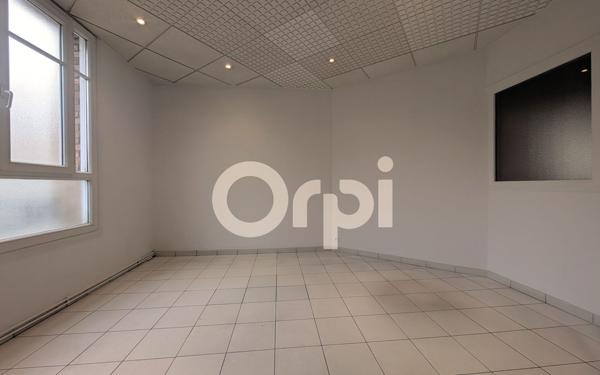 Appartement à vendre    3 pièces • 90 m2 Soissons