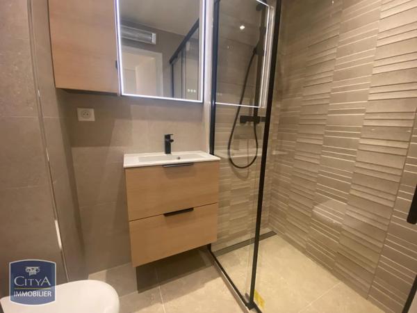 Appartement à louer 1 pièce 26.79m² Nice (06000)