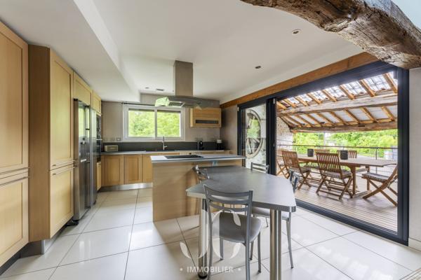 LOFT AVEC TERRASSE ET GARAGES