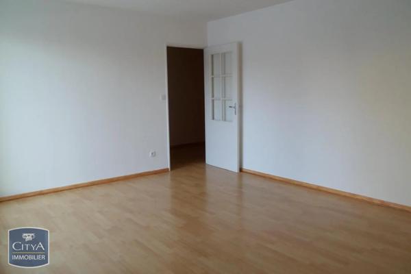 Appartement à louer 2 pièces 50.38m² Arras (62000)