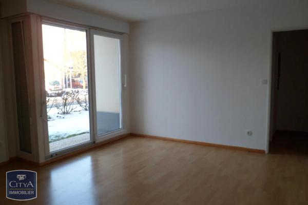 Appartement à louer 2 pièces 50.38m² Arras (62000)