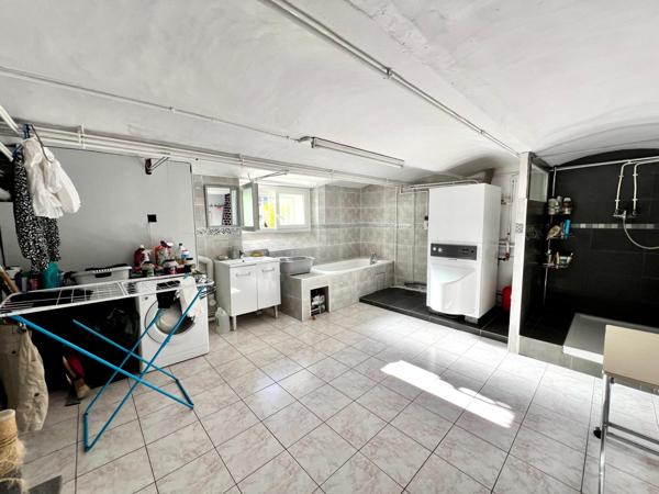 Charmante et vaste maison en pierre de 157 m²