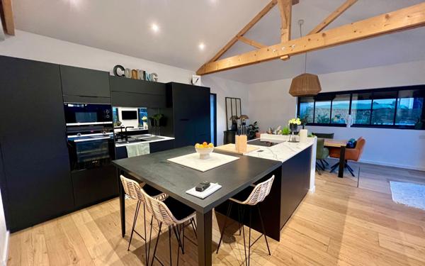 Maison à vendre    5 pièces • 182,60 m2 Pornichet