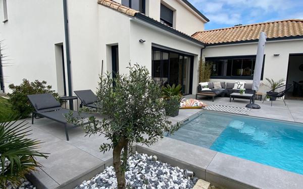 Maison à vendre    5 pièces • 182,60 m2 Pornichet