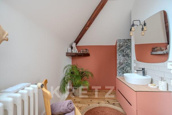 Saint-Just-Saint-Rambert – Maison bourgeoise rénovée avec parc et piscine