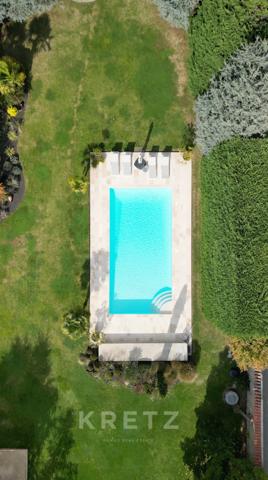 Saint-Just-Saint-Rambert – Maison bourgeoise rénovée avec parc et piscine