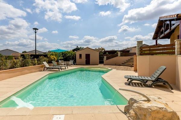 Maison 355 000 € Bruguières 4 p 102 m² DPE D