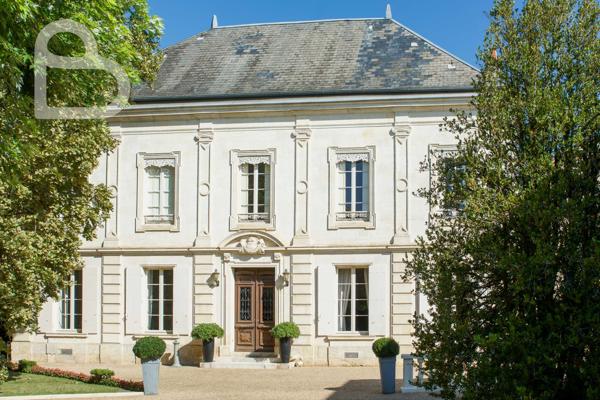 Agen (47000) Hôtel particulier du XIXe siècle avec cuisine professionelle au cœur d’Agen