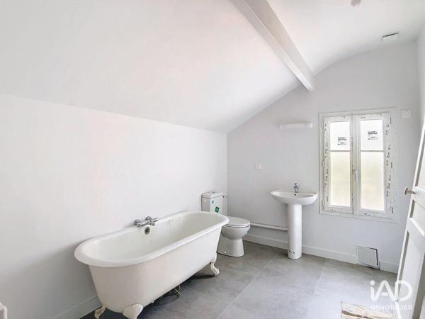 Location maison 6 pièces 135 m² Villeneuve-le-Roi