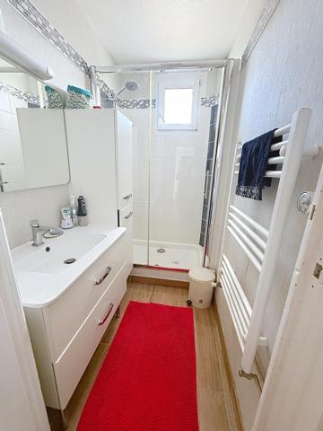 A VENDRE RECOUVRANCE - T3 - 49 M2 - VUE DEGAGEE ARSENAL -