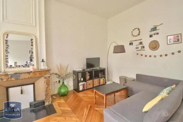 Appartement à louer 2 pièces 72.77m² Saint-Étienne (42000)