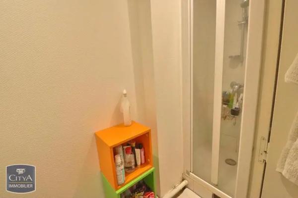 Appartement à louer 2 pièces 72.77m² Saint-Étienne (42000)