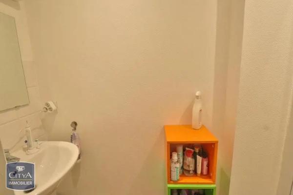 Appartement à louer 2 pièces 72.77m² Saint-Étienne (42000)