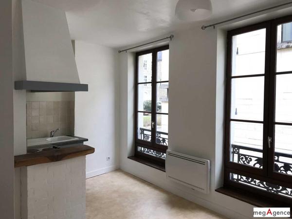 Immeuble à LE MANS, 72000 - 113m²