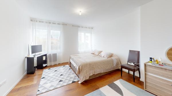 Maison 8 pièces - 310 m² Exclusivité efficity