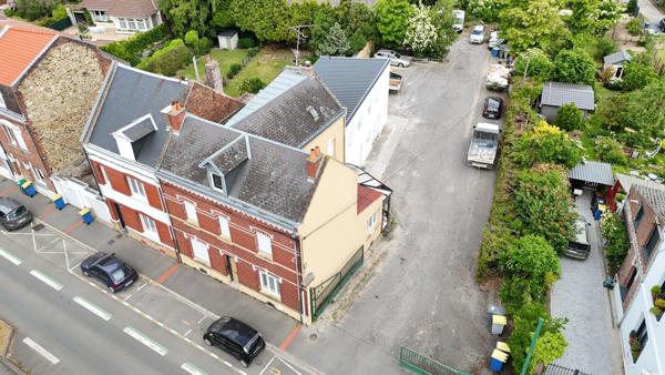 Maison 8 pièces - 310 m² Exclusivité efficity