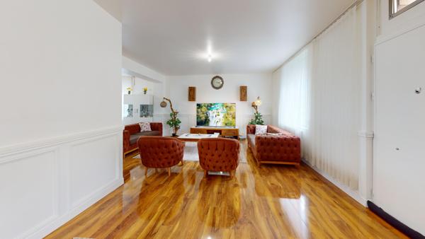 Maison 8 pièces - 310 m² Exclusivité efficity