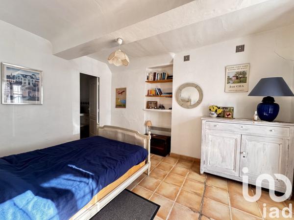 Maison de village 7 pièces de 171 m² à Brue-Auriac (83119)