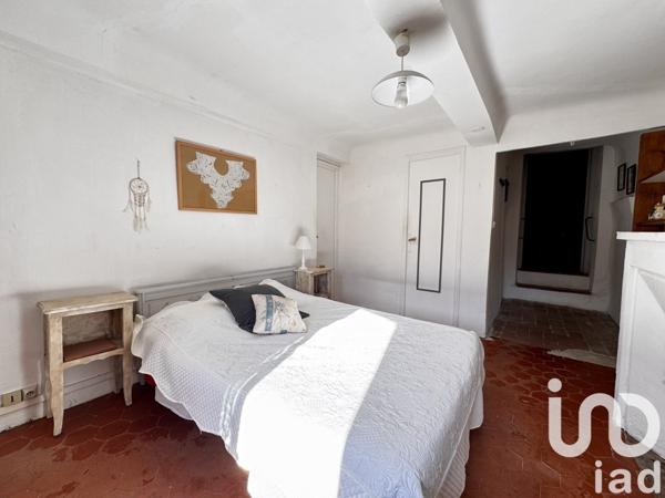 Maison de village 7 pièces de 171 m² à Brue-Auriac (83119)