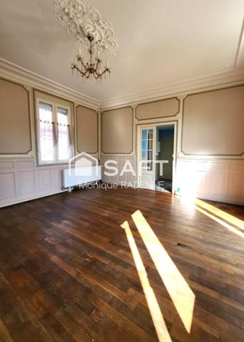 MAISON DE MAITRE AVEC  4 LOGEMENTS