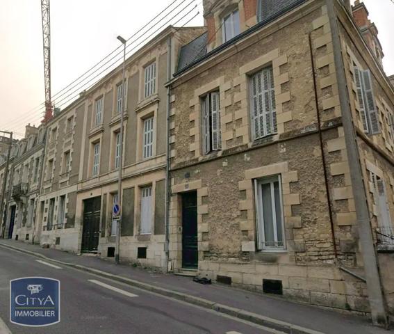 Appartement à louer 3 pièces 76.5m²