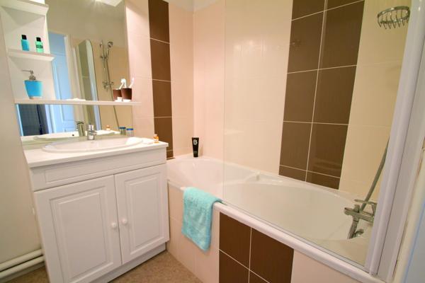 Plescop (56890) Vannes en résidence 3*** T2 meublé Beau balcon + 17 m²