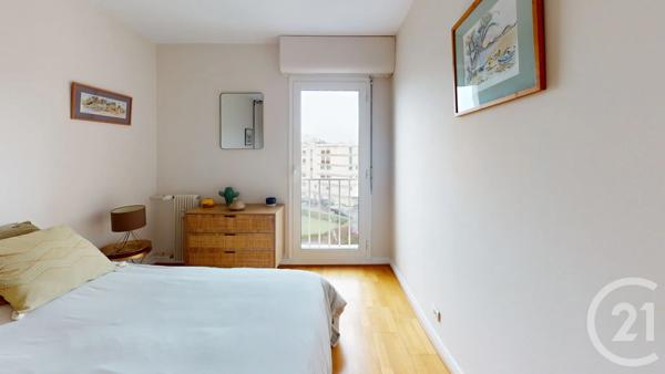 Appartement F3 à vendre  3 pièces - 73,80 m 2   BIARRITZ  - 64