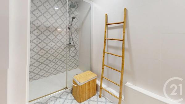Appartement F3 à vendre  3 pièces - 73,80 m 2   BIARRITZ  - 64