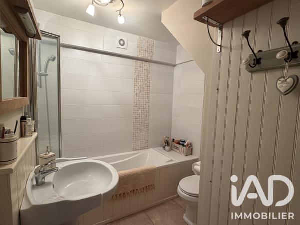 Maison à vendre 7 pièces 147 m² Vernoux-en-Gâtine