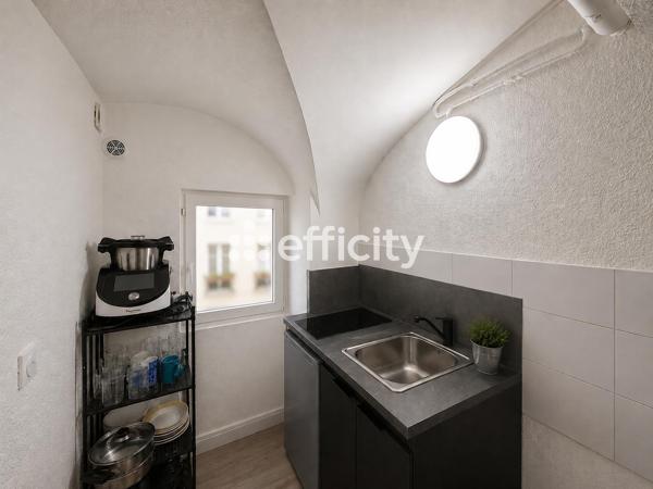 Appartement
         3 pièces
        - 35 m² 169 000 € *