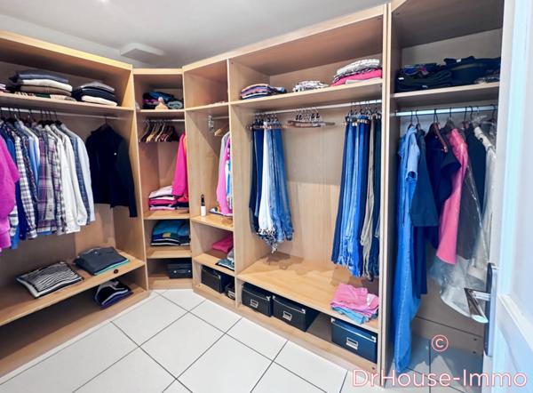 Maison à vendre 5 pièces de 210 m²