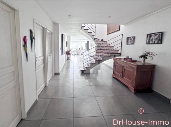 Maison à vendre 5 pièces de 210 m²