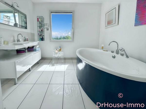 Maison à vendre 5 pièces de 210 m²