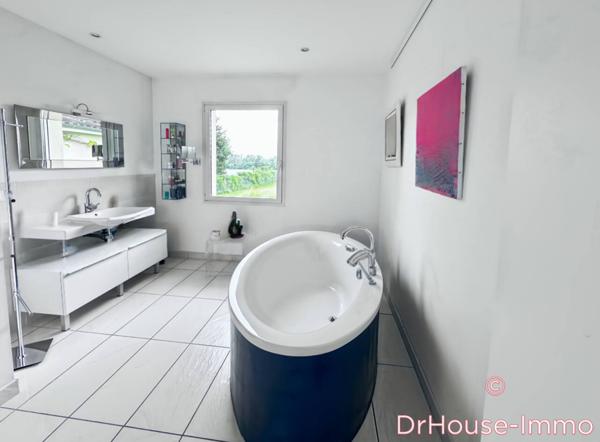 Maison à vendre 5 pièces de 210 m²