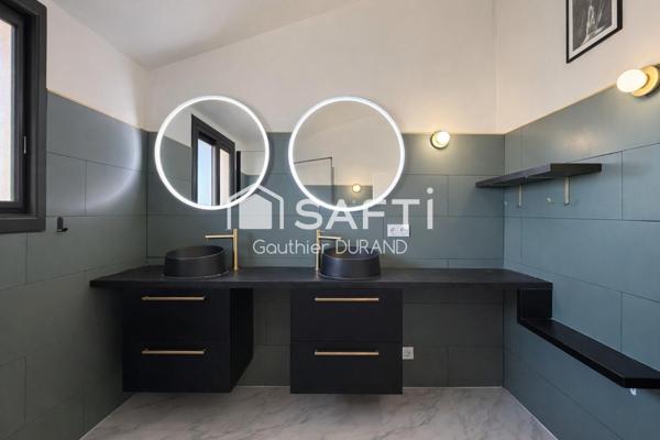 Bien rare sur le secteur : villa 4 chambres avec suite en rez-de-chaussée, piscine et sous-sol aménageable.