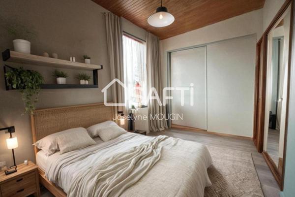 Amiens, Amiénoise avec jardin, 2 chambres, grand palier bureau.